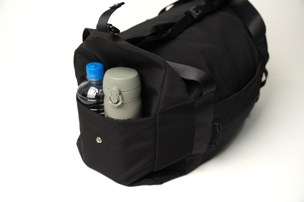 都会派ビジネスマンの相棒、多機能”FOLDING DUFFLE”でスマートアップ
