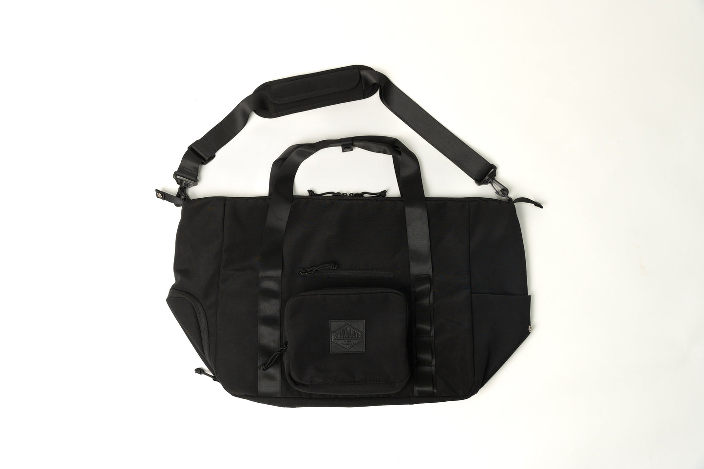 都会派ビジネスマンの相棒、多機能”FOLDING DUFFLE”でスマートアップ