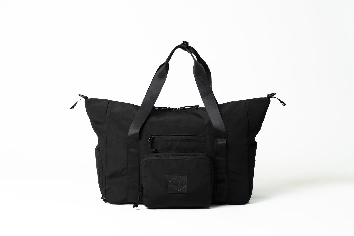 都会派ビジネスマンの相棒、多機能”FOLDING DUFFLE”でスマートアップ