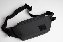 画像をギャラリービューアに読み込む, ペットボトルも入る‼︎走ってもブレないウエストバッグ!!TSUNAGU BAG RUNNER 2.0（ツナグバッグランナー）
